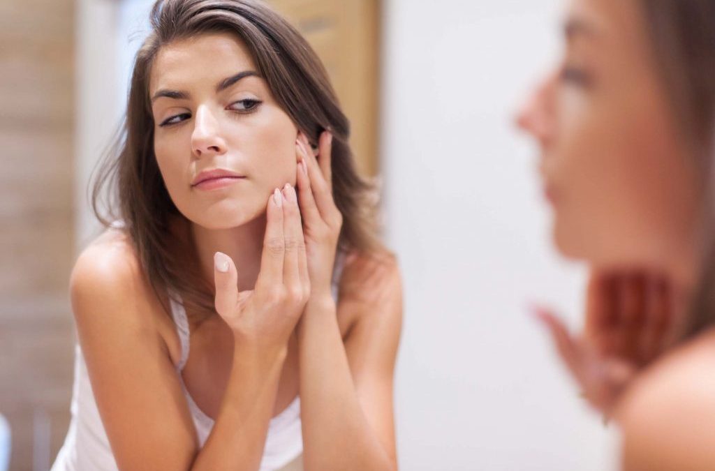 Évitez les pires aliments pour les dermatologues de la peau