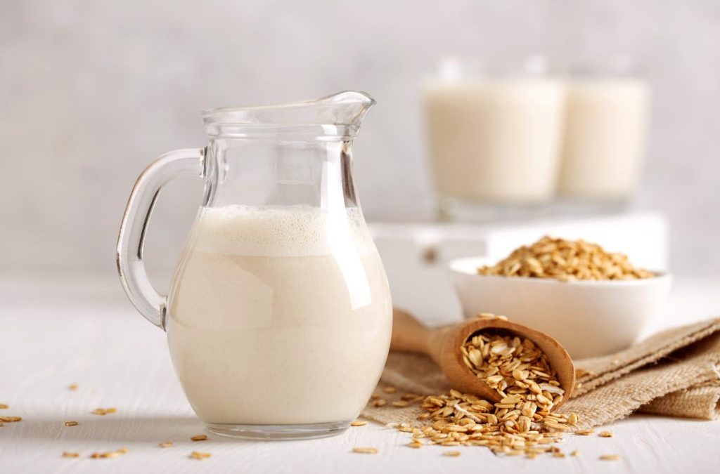 Comment faire du lait d’avoine: une recette simple d’un RD